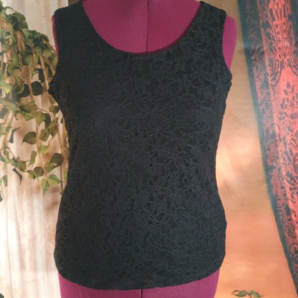 EUC: Dana Buchman Large Black Floral Lace Lined Sleeveless Tank Top